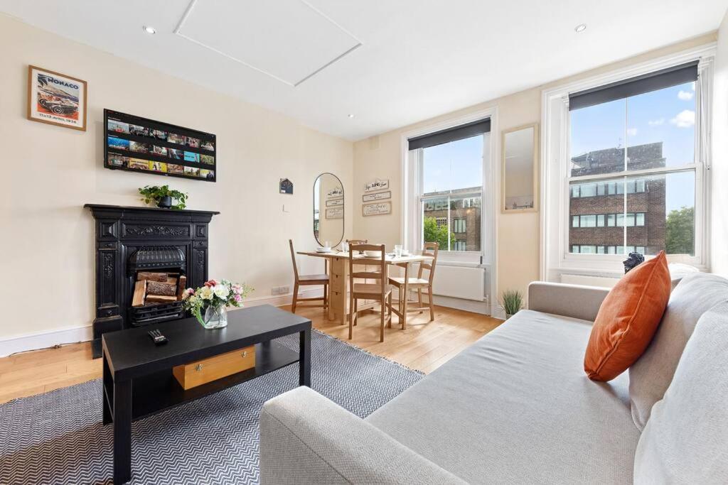 Spacious Sleep 11 With Terrace In Earls Court Ec99 Londres Exterior foto