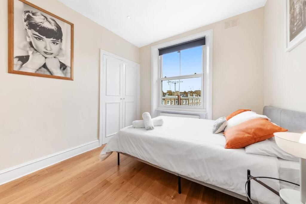 Spacious Sleep 11 With Terrace In Earls Court Ec99 Londres Exterior foto
